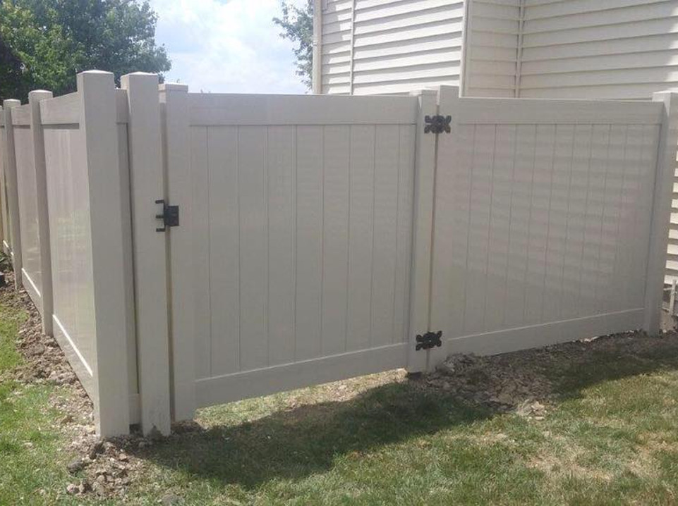 Nationwide Construction Group - PVC Fencing